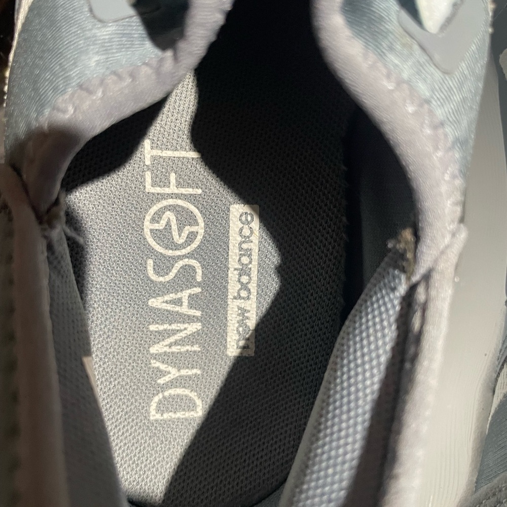 New Balance Dynasoft Gray Sneakers